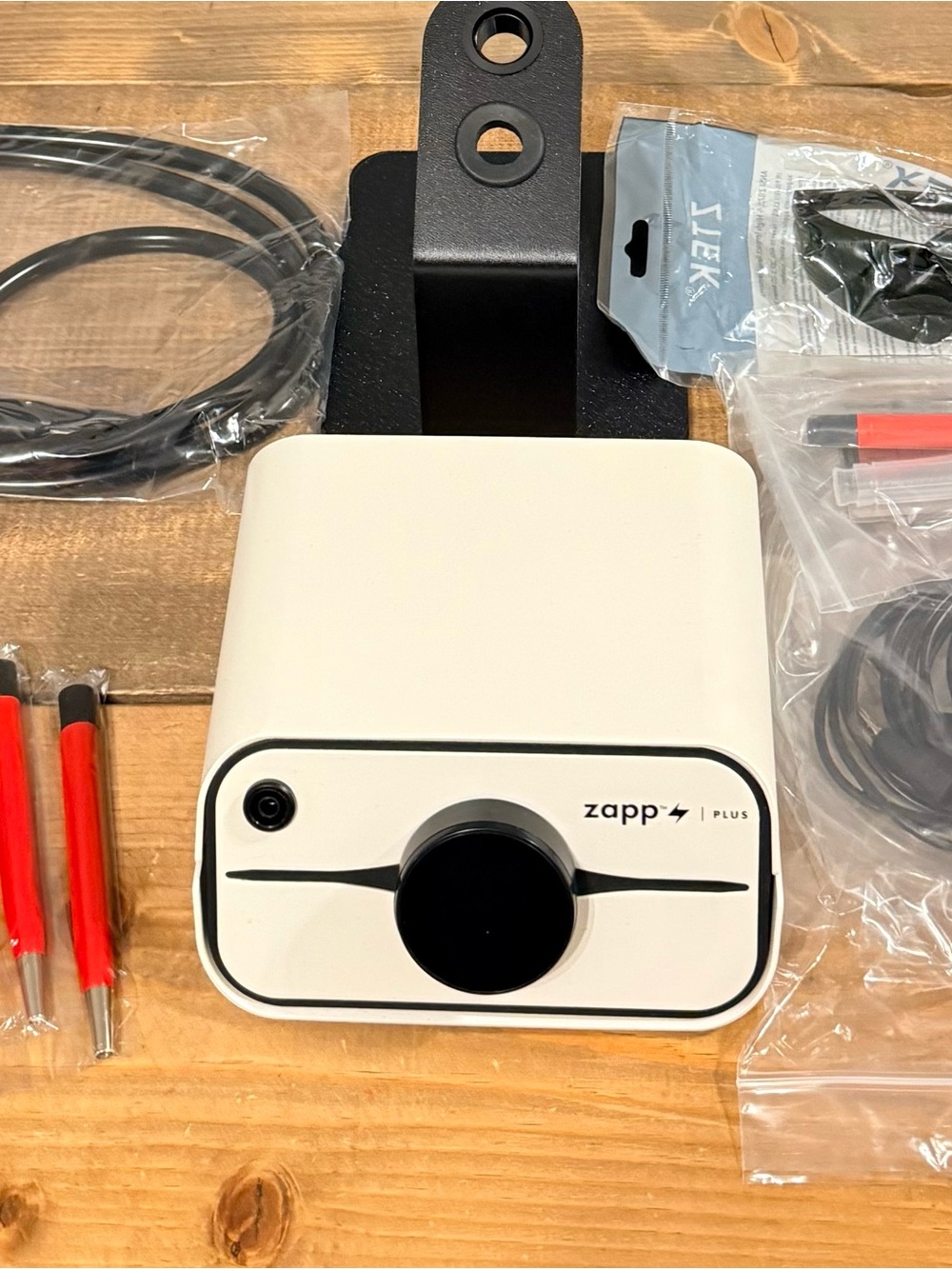 Zapp Plus 2 White Electronics Accessory Module - Picture 4 of 4